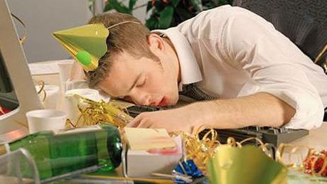 grace-a-ce-remede-datant-de-l-egypte-antique-fini-la-gueule-de-bois 157769 w460